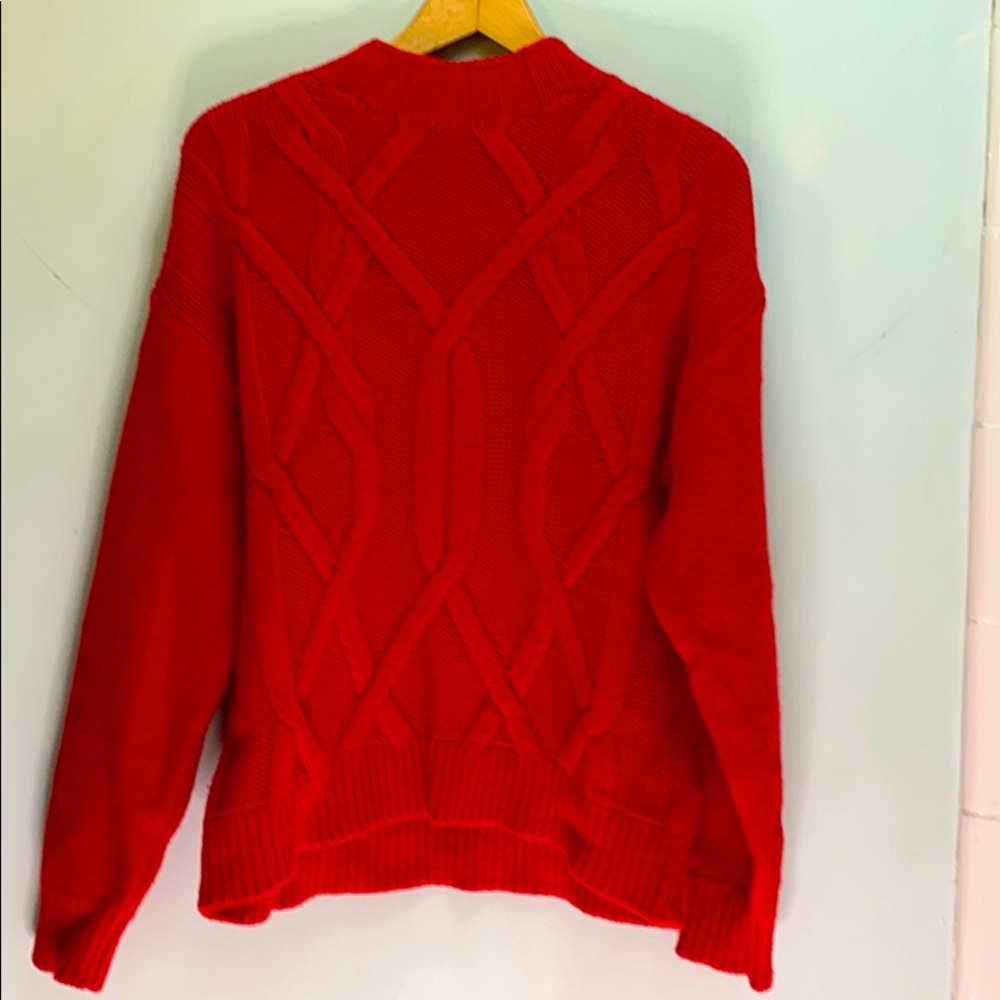 Red cable sweater Everlane M